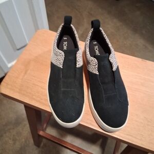 TOMS Black and Leopard Print Slip-On Shoes